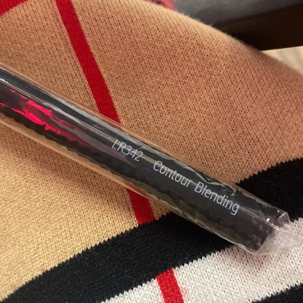 Laruce LR342 contour blending brush